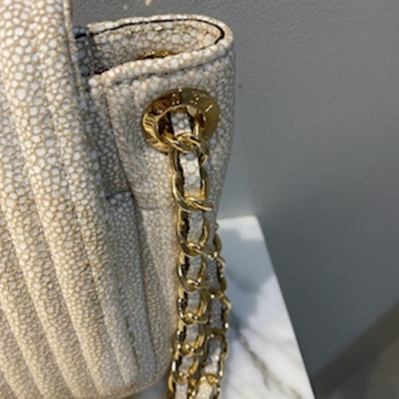 Henri Bendel stingray textured purse - Picture 6 of 9